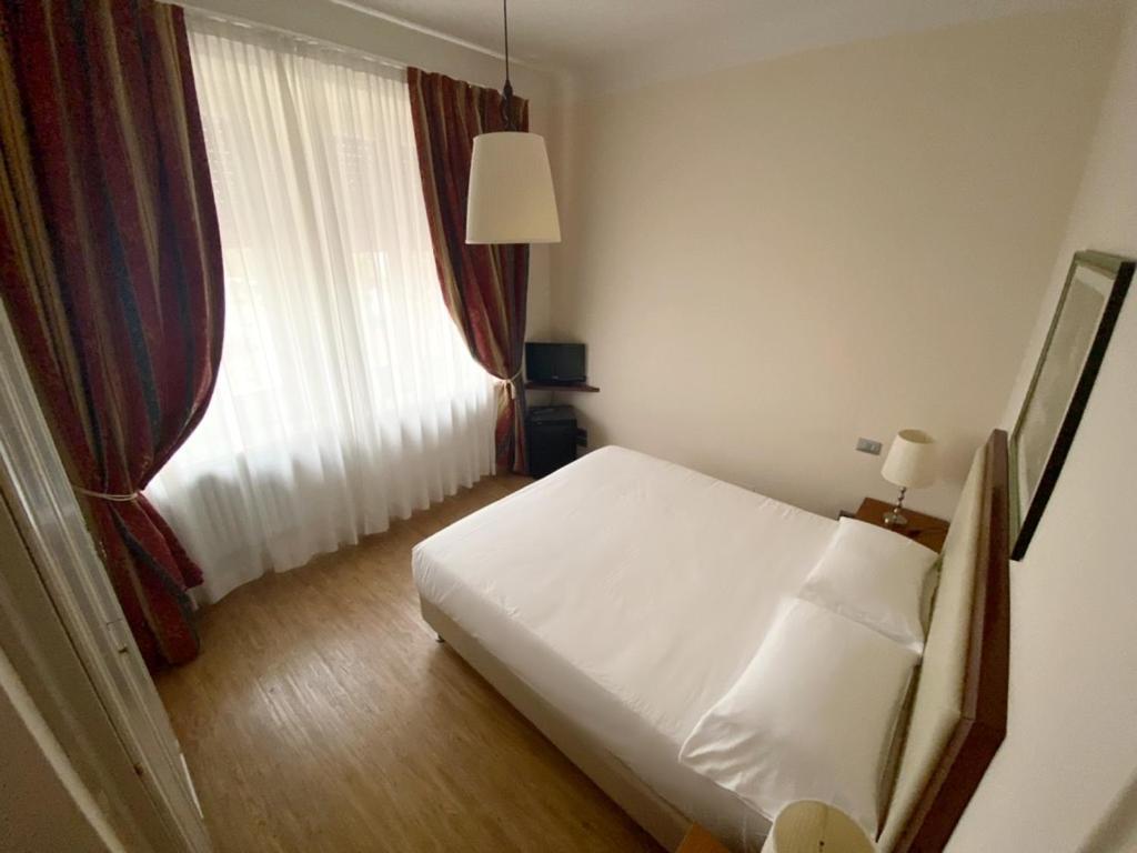 Grand Hotel Regina Salsomaggiore Салсомаджоре Терме Екстериор снимка