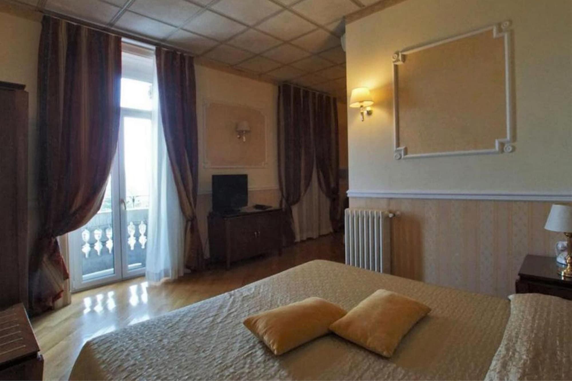 Grand Hotel Regina Salsomaggiore Салсомаджоре Терме Екстериор снимка