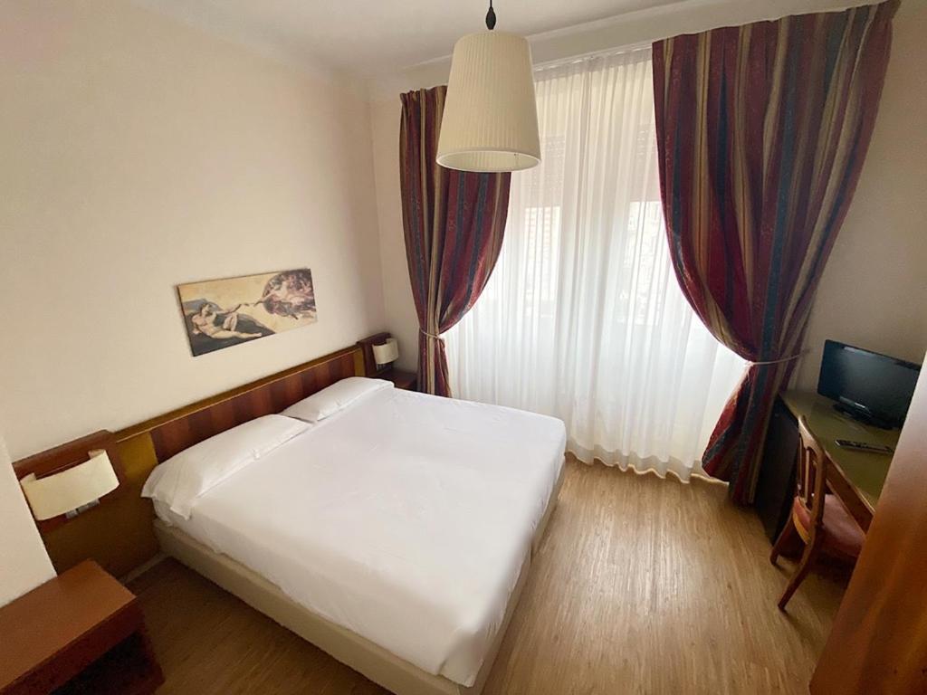 Grand Hotel Regina Salsomaggiore Салсомаджоре Терме Екстериор снимка