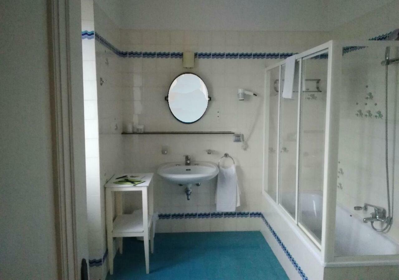 Grand Hotel Regina Salsomaggiore Салсомаджоре Терме Екстериор снимка